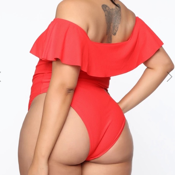 Bathing suit 👙 - Picture 7 of 8